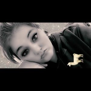 Meet your Posher, Erica